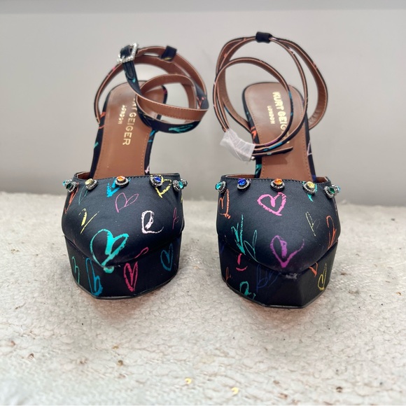 Kurt Geiger OCTAVIA Heels Black Satin Colorful Hearts Rhinestones Platforms 7.5 - Picture 2 of 6